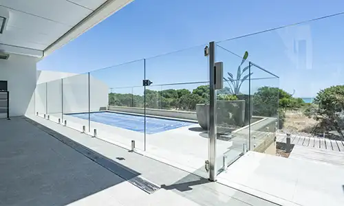 Mounted Glass Pool Fencing